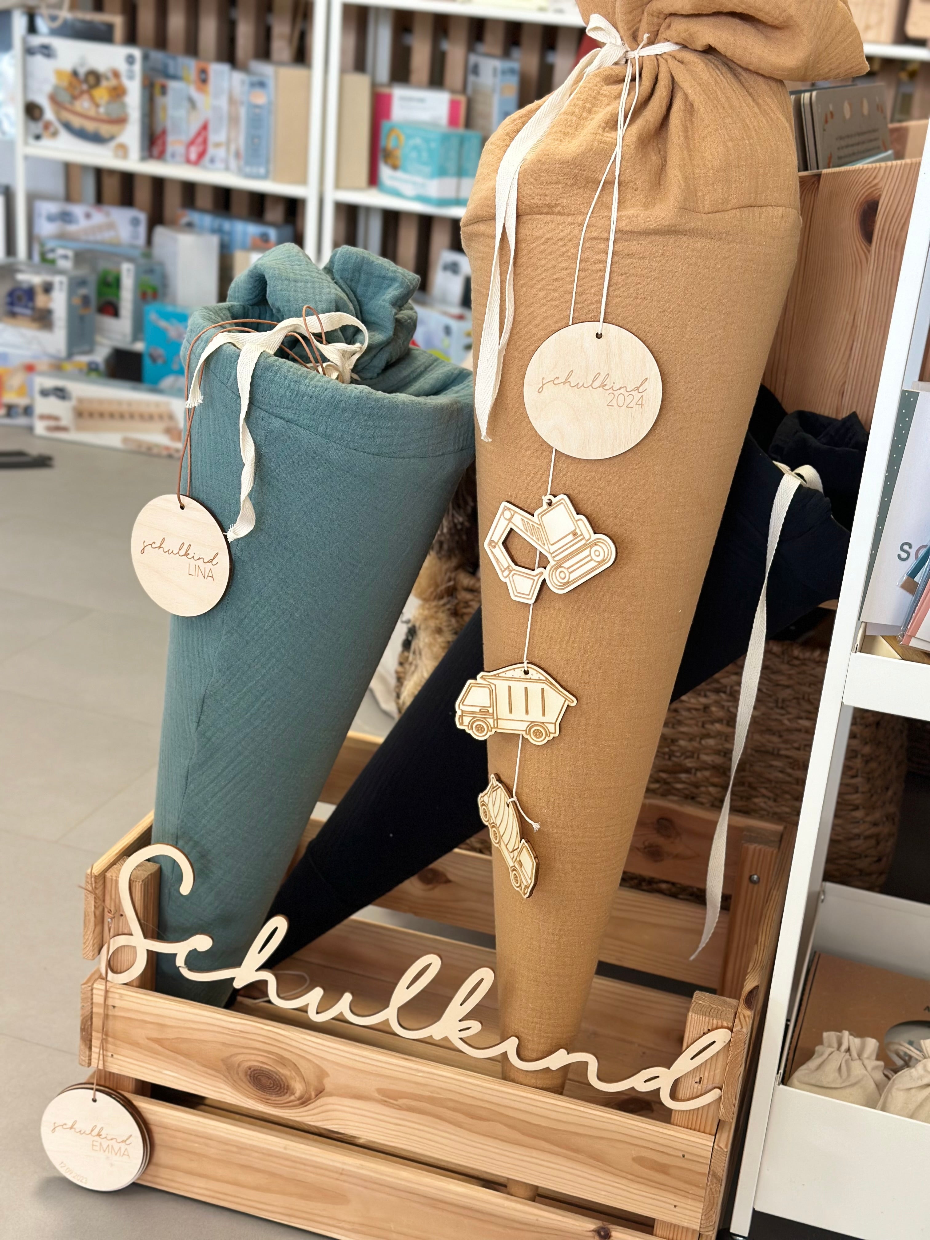 Schultütenanhänger Baustelle I Schulkind 2025 I Anhänger I Einschulung