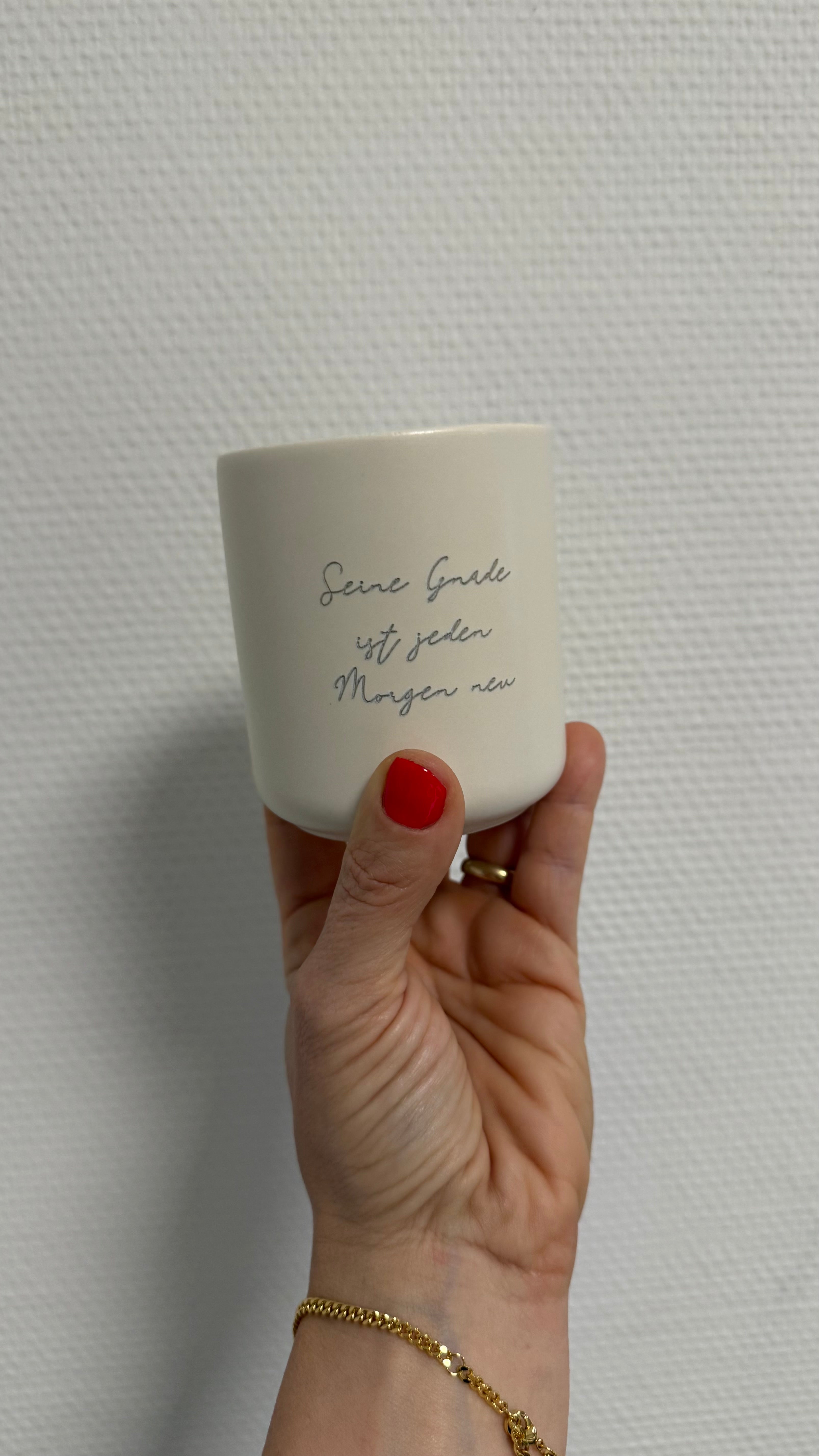 Seine Gnade ist jeden Morgen neu / Becher graviert Keramiktasse