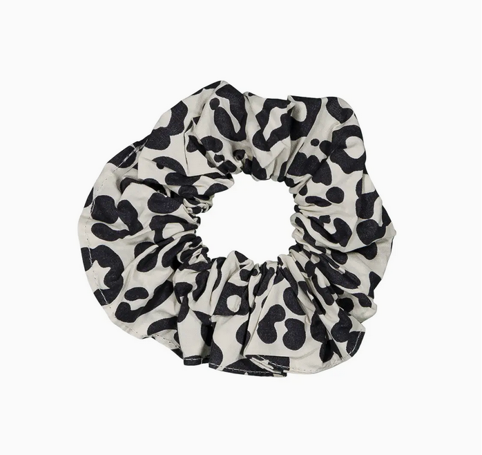 Scrunchie Grau Greige Leopard Rose in April