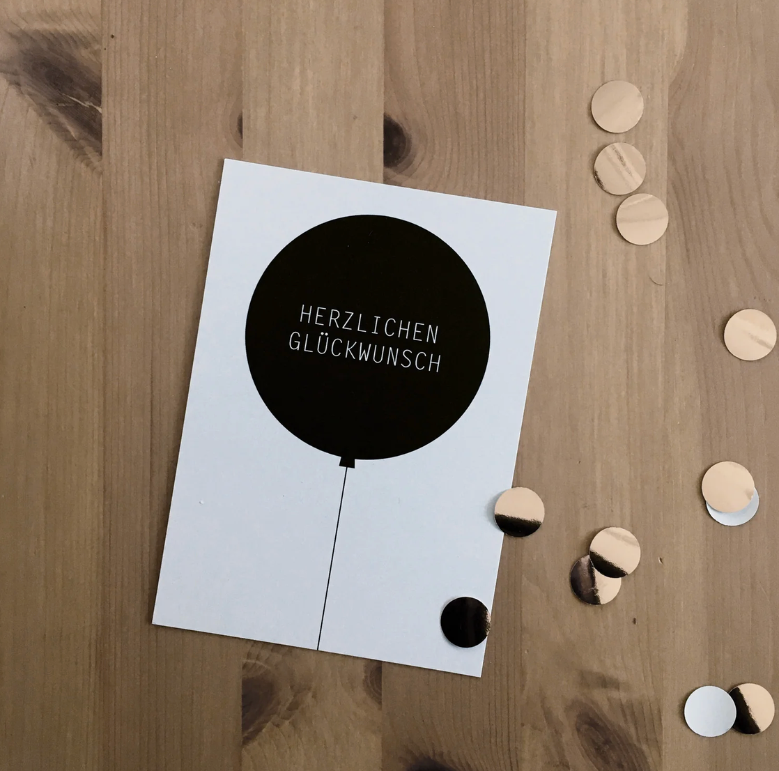 Herzlichen Glückwunsch Postkarte Love is the new Black