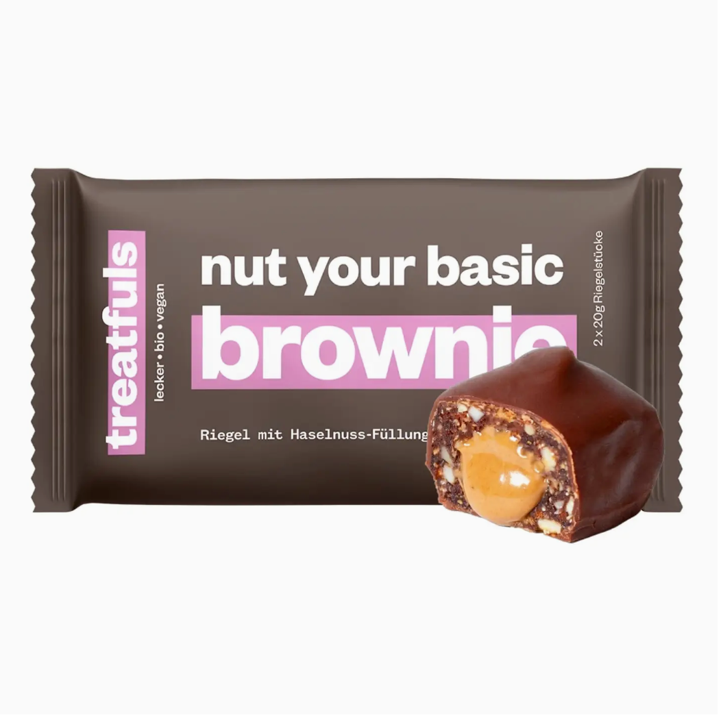 dunkler Schoko brownie Riegel mit Füllung bio + vegan treatfuls