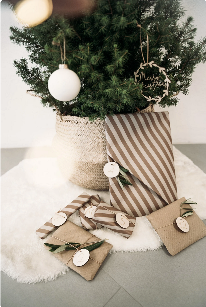 Adventskalender Zahlen rund aus Holz 1-24 I Advent I Weihnachtsdeko I Graviert + Optional mit Säckchen
