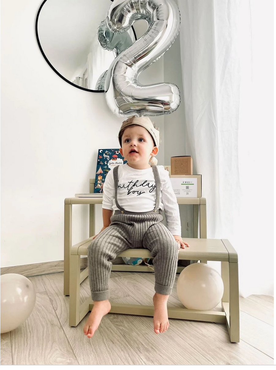 BIRTHDAY LONGSLEEVE WHITE