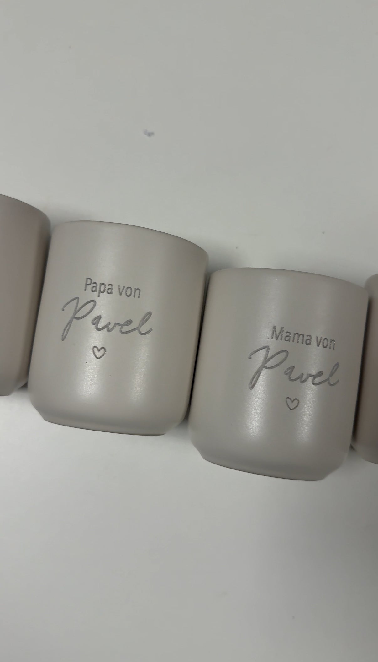 Mama Papa von individuell Becher graviert mit Herz