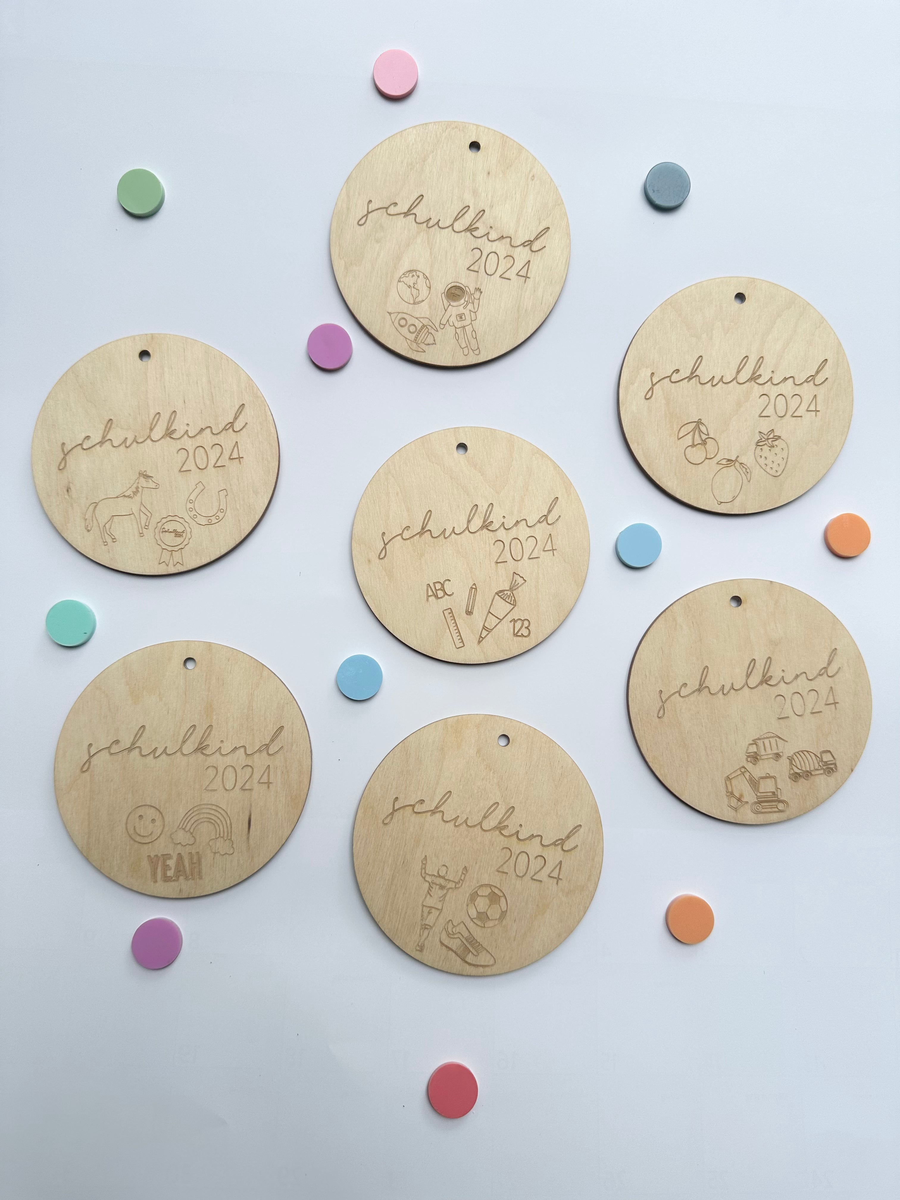 Schultütenanhänger personalisiert I Schulkind 2025 Anhänger personalisiert Schultüte I 1. Klasse I Geschenkidee Einschulung I Schultüte