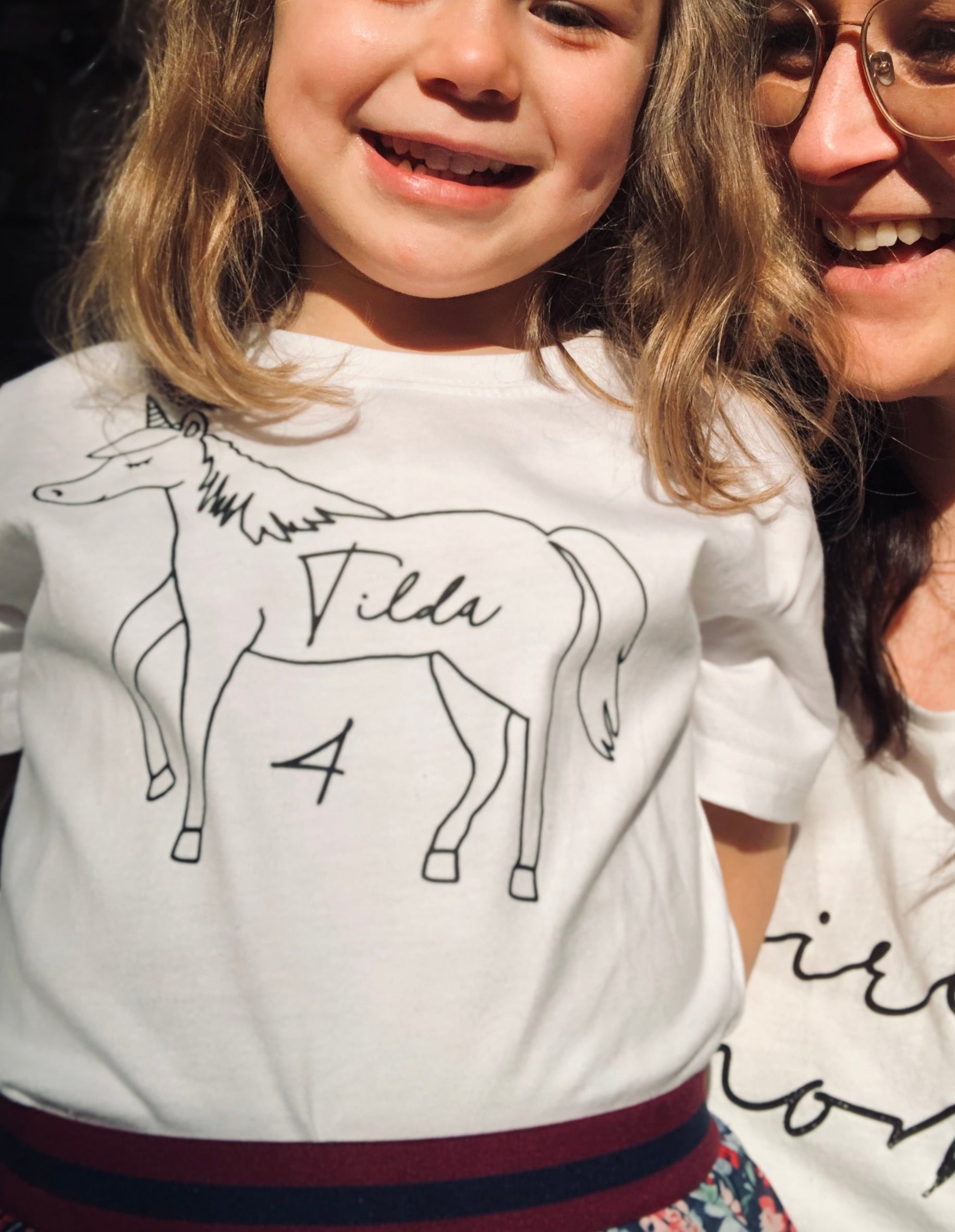 T-Shirt Einhorn + Name + Zahl