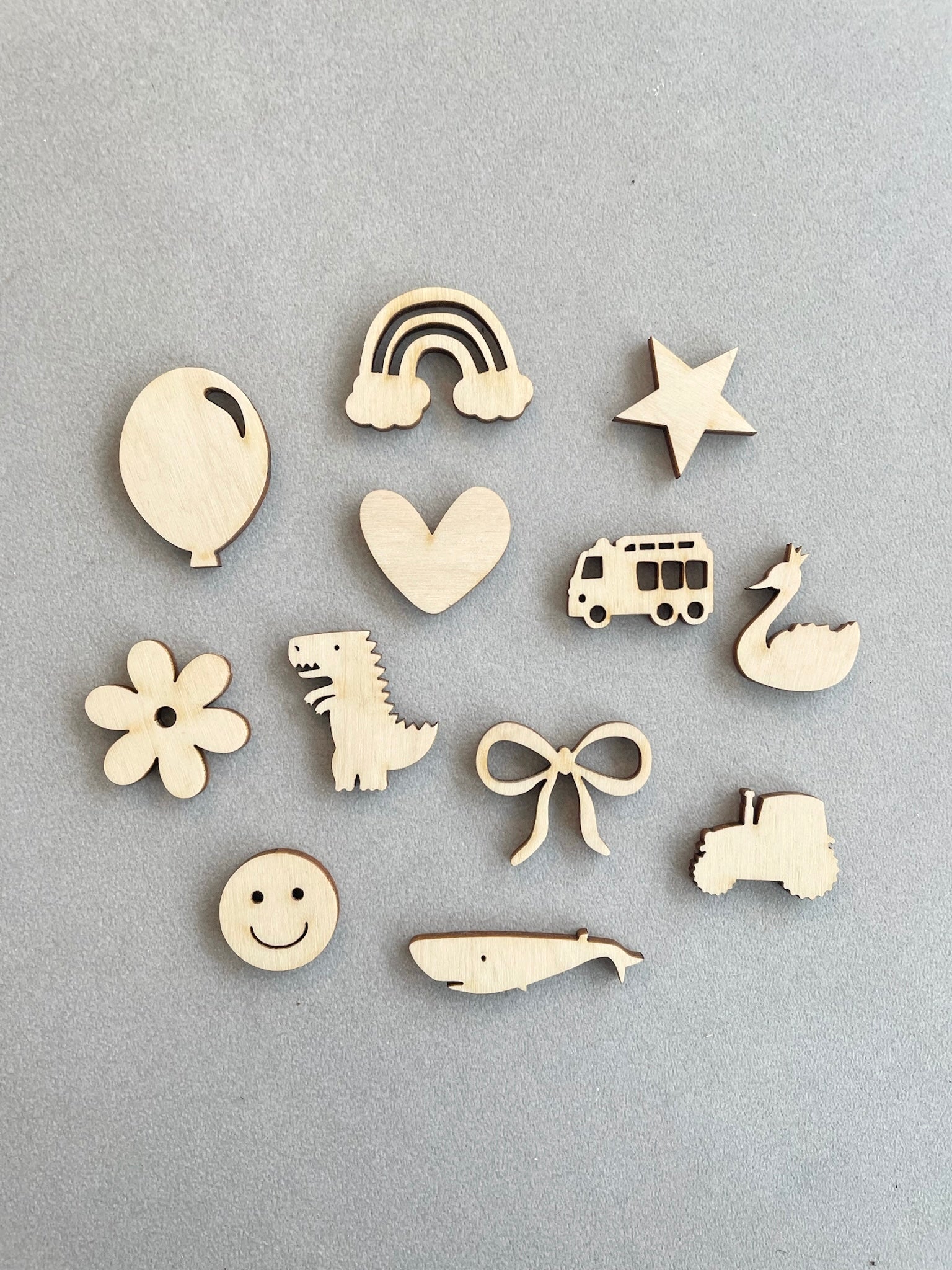 Konfetti Tischdeko Geburtstag Acryl Holz I wiederverwendbar und nachhaltig I Deko Idee Glitzer verschiedene Motive Bunt Streudeko Mottoparty