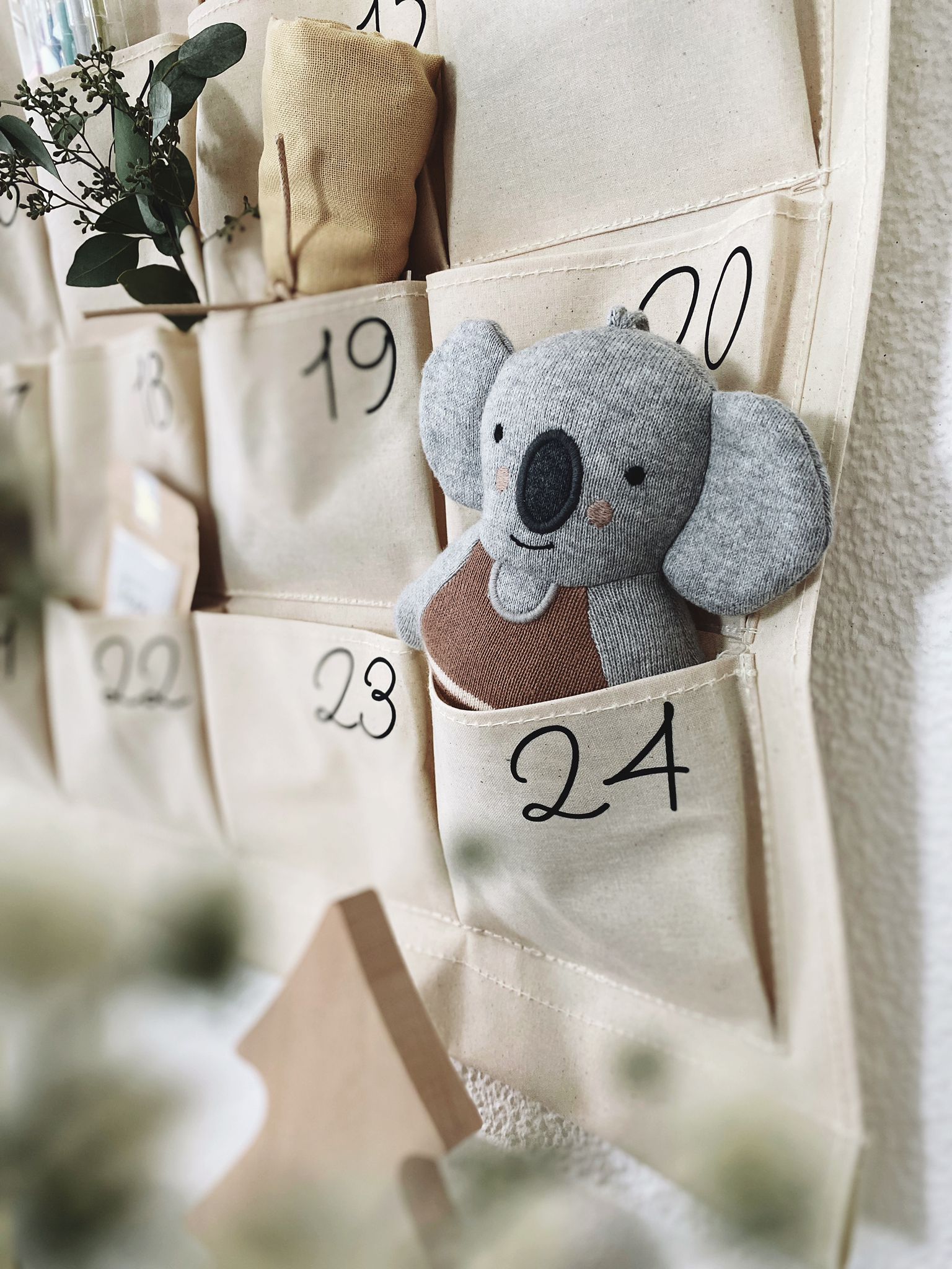 Personalisierter Adventskalender aus Stoff mit 24 Taschen zum Aufhängen