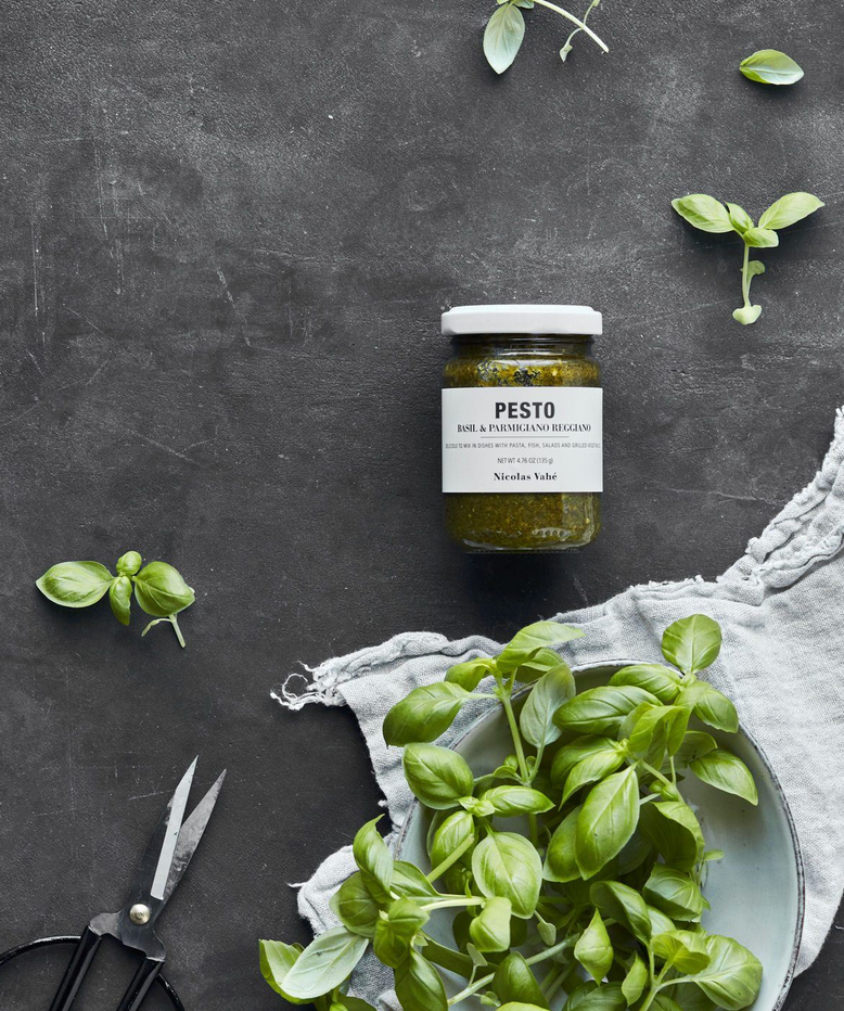 Pesto Basilikum und Parmesan - Nicolas Vahé
