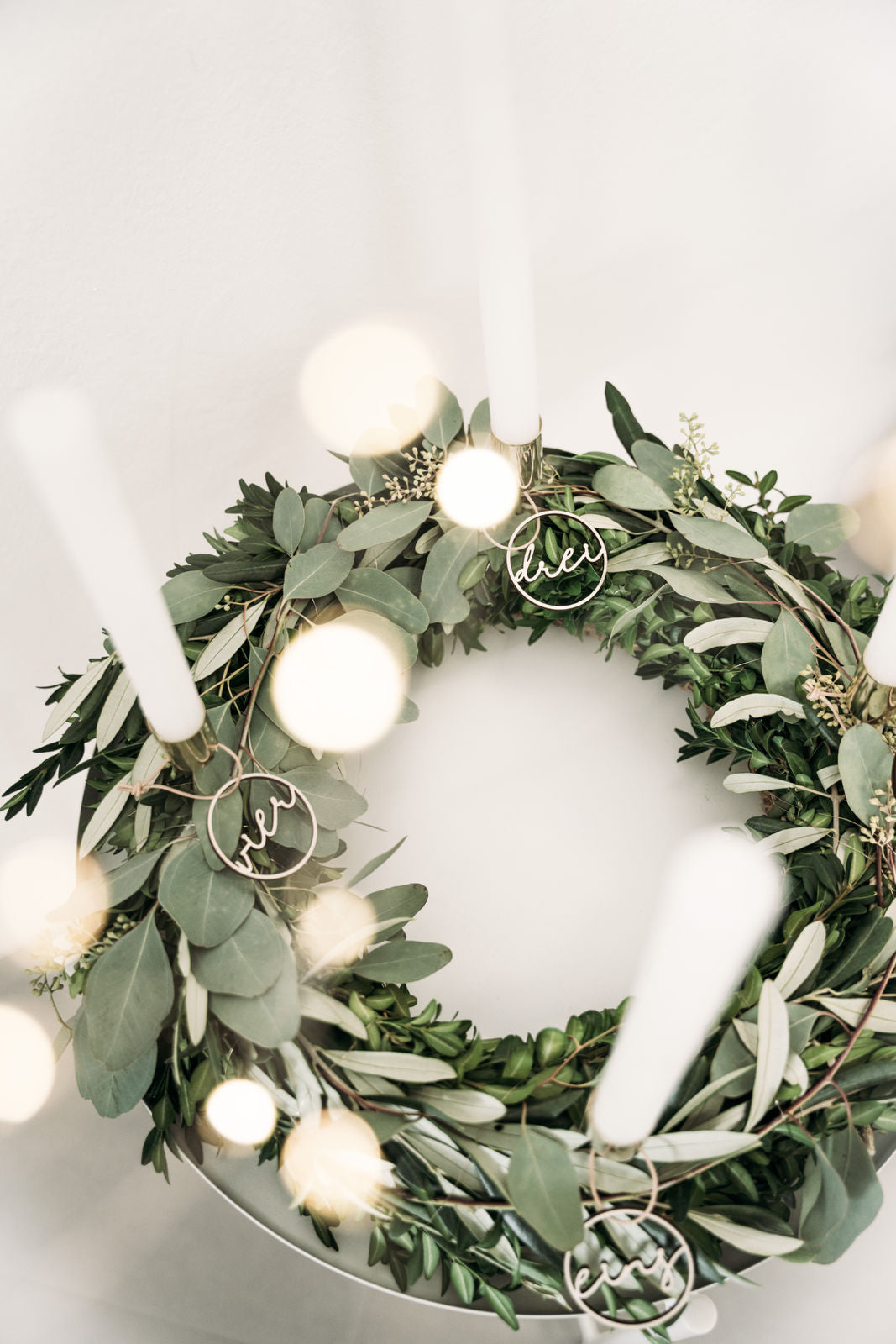 Fr, 28.11.25 // 18 Uhr // Adventskranz binden