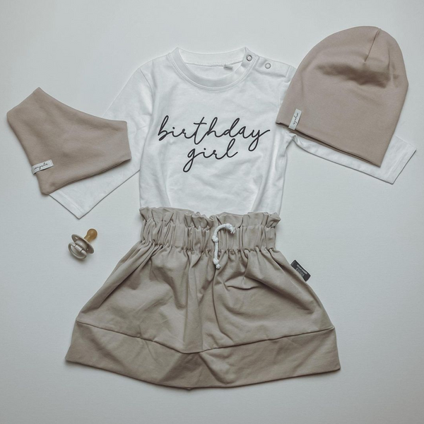 BIRTHDAY LONGSLEEVE WHITE