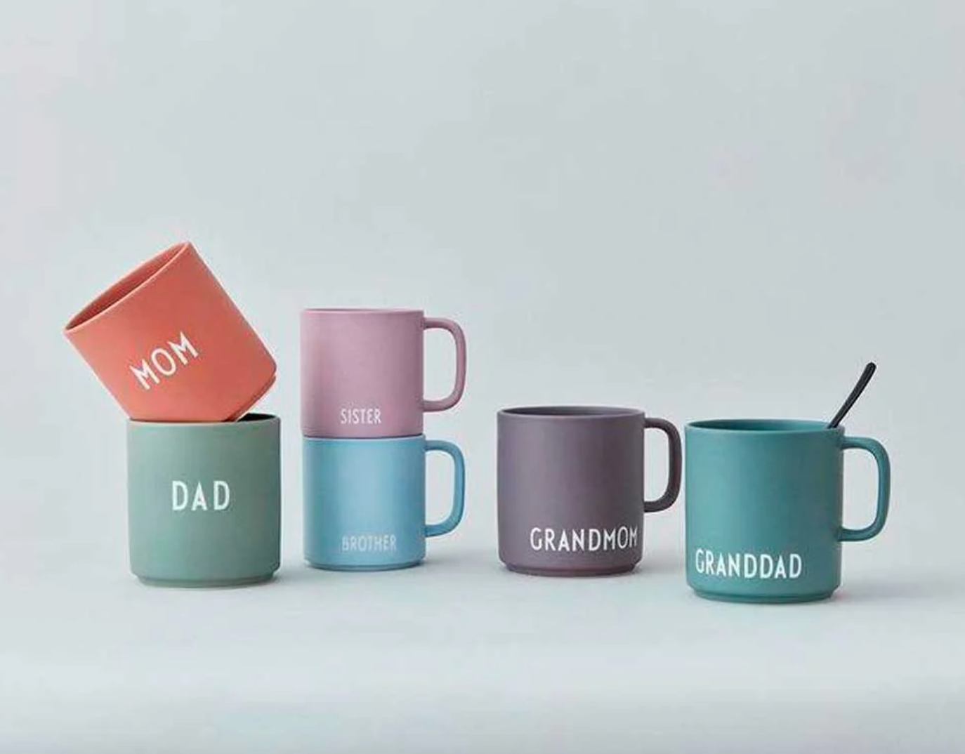 Becher mit Griff Brother Blue Tasse Design Letters