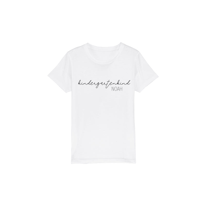 KINDERGARTENKIND + NAME #2 TEE WHITE
